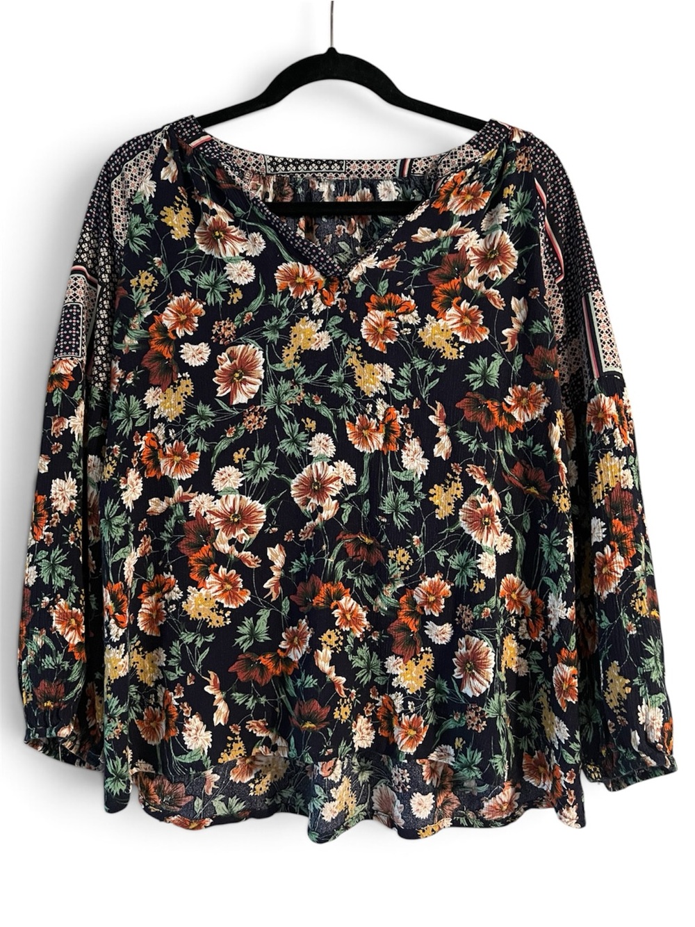Boho Floral V-Neck Long-Sleeve Blouse - Black with Rust & Green